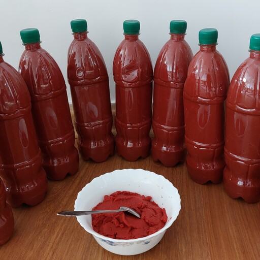 تصویر 1 از رب گوجه فرنگی خانگی طبیعی با عطر و کیفیت عالی
